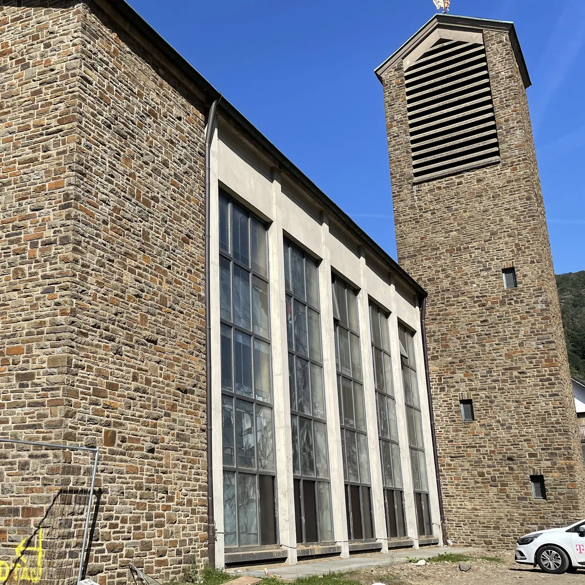 Nicht nur St. Pius muss abgerissen werden