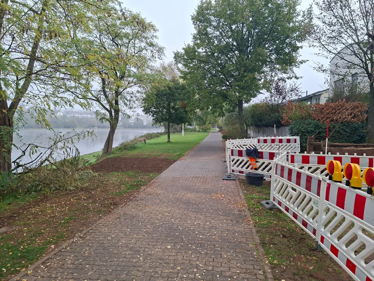 Fuß- und Radweg am Willy-Brandt-Ufer in Koblenz wieder offen