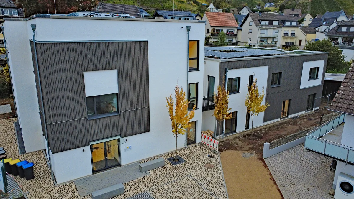 Kindergarten nach der Flutkatastrophe wiedereröffnet 