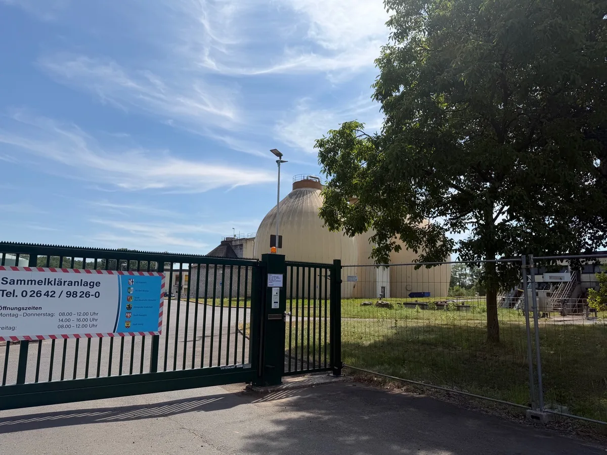 Neue Kläranlage am Rhein