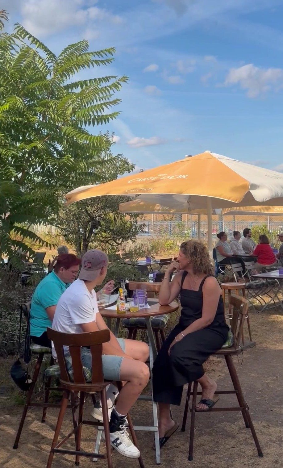 Entspannte Stunden in Uhrmachers Biergarten