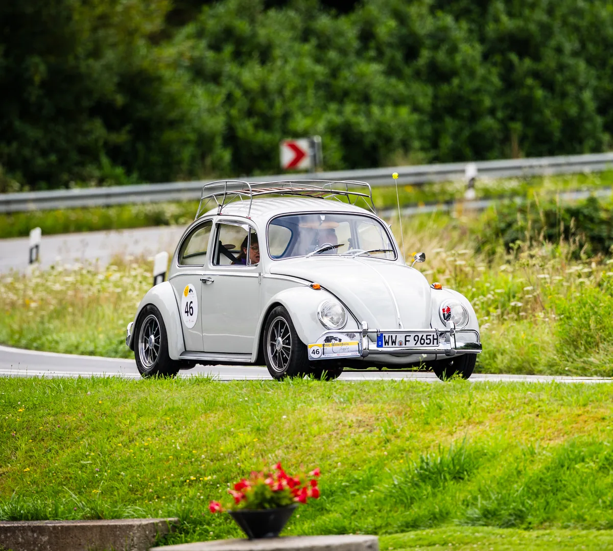 Oldtimer-Rallye führt durch die schönsten Landschaften von Taunus und Westerwald